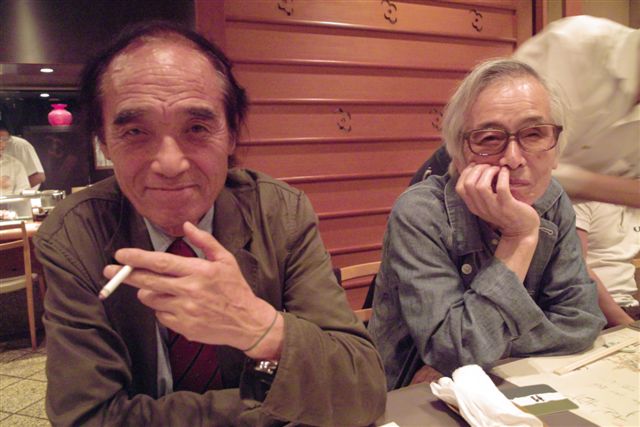 写真家桑原史成さんと英伸三さんのお二人は、写真学校時代からのよきライバルであり親友だ。僕は若かりし頃、３年間ほど英伸三塾の塾生だった。