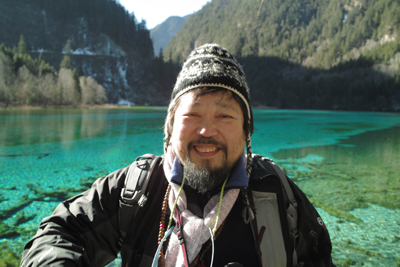 雪は少なかったが日中も氷点下。厳しい寒さだった九寨溝で（１２月１０日）